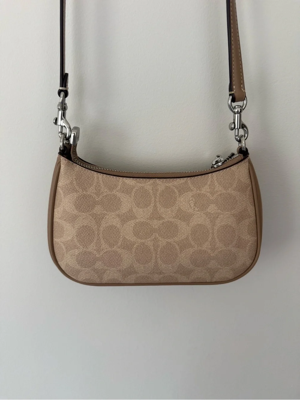 Coach mini Teri crossbody